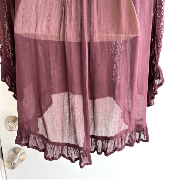 World Market Burgundy Lace Peasant Blouse Size L/XL - Picture 12 of 14